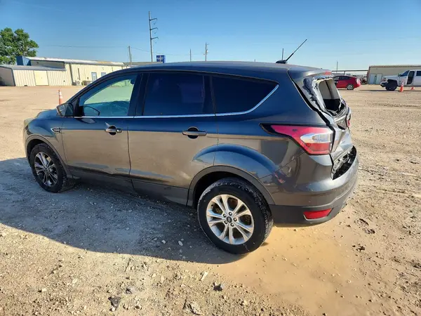 1FMCU0GD6HUF08466 2017 FORD ESCAPE - Image 2