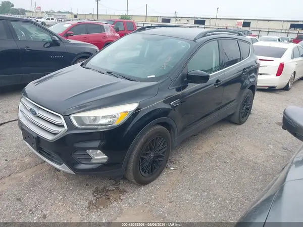 1FMCU0GD6JUA39854 2018 FORD ESCAPE - Image 2