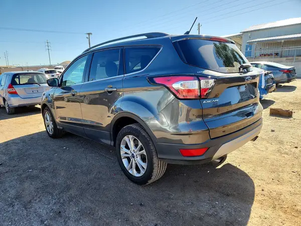 1FMCU0GD6JUA52278 2018 FORD ESCAPE - Image 2