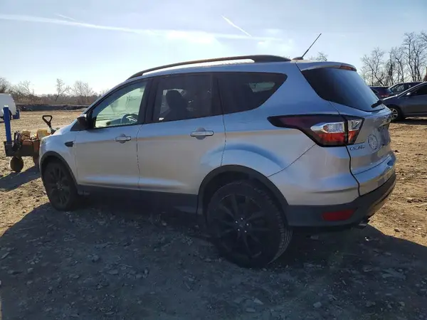 1FMCU0GD6JUA52765 2018 FORD ESCAPE - Image 2