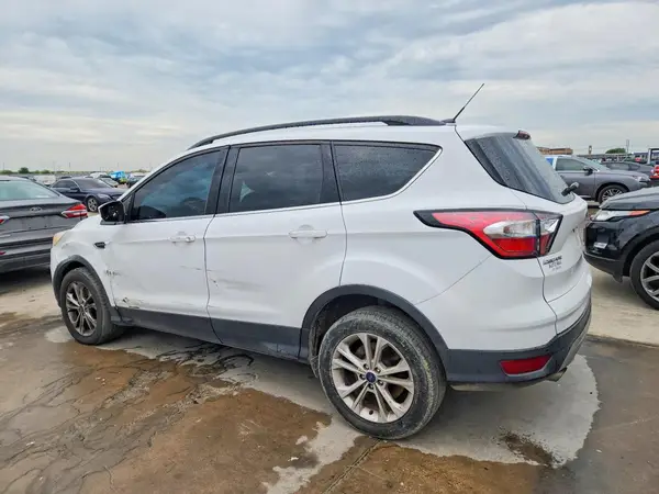 1FMCU0GD6JUA58713 2018 FORD ESCAPE - Image 2