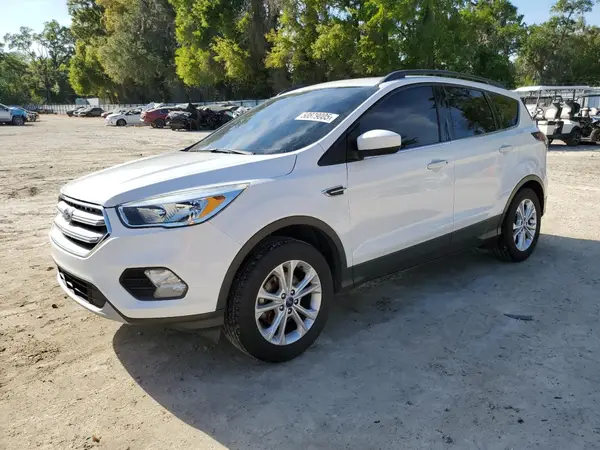 1FMCU0GD6JUA73082 2018 FORD ESCAPE - Image 1