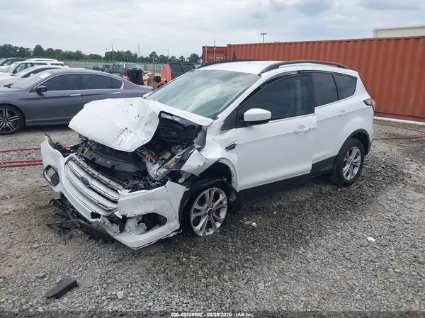 1FMCU0GD6JUA75978 2018 FORD ESCAPE - Image 2