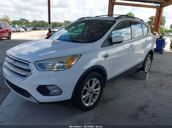 1FMCU0GD6JUA79531 2018 FORD ESCAPE - Image 2