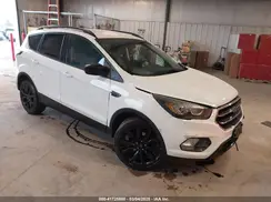 1FMCU0GD6JUA82932 2018 FORD ESCAPE