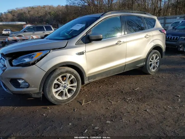 1FMCU0GD6JUA93736 2018 FORD ESCAPE - Image 2