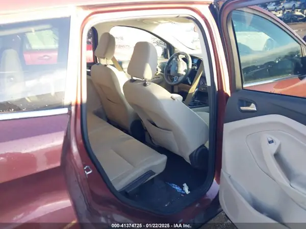 1FMCU0GD6JUB15217 2018 FORD ESCAPE - Image 8