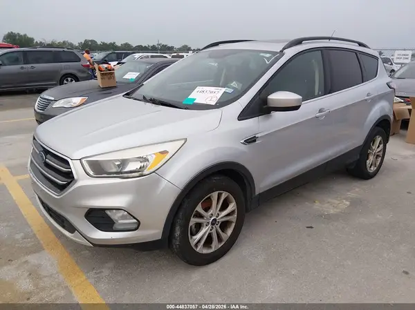 1FMCU0GD6JUB29036 2018 FORD ESCAPE - Image 2