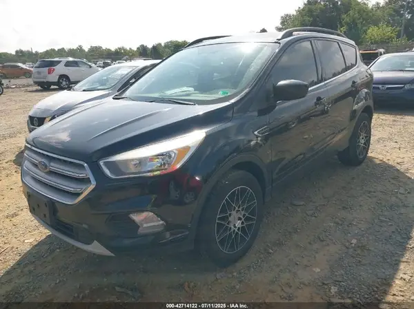 1FMCU0GD6JUB52610 2018 FORD ESCAPE - Image 2