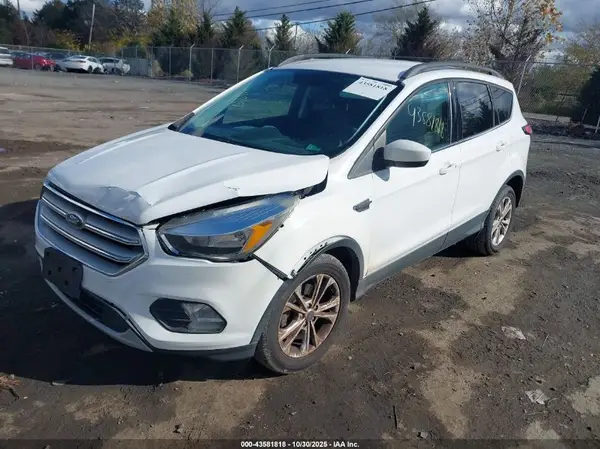 1FMCU0GD6JUC17164 2018 FORD ESCAPE - Image 2