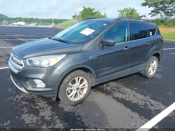 1FMCU0GD6JUC54523 2018 FORD ESCAPE - Image 2