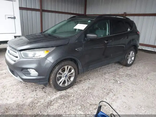 1FMCU0GD6JUC84721 2018 FORD ESCAPE - Image 2