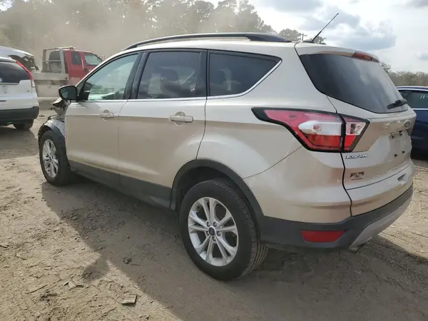 1FMCU0GD6JUD00383 2018 FORD ESCAPE - Image 2