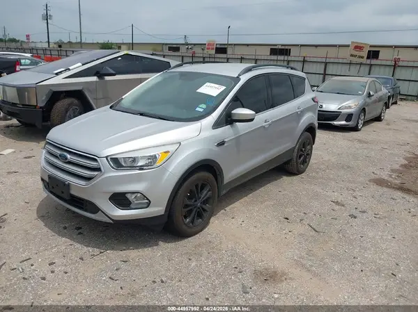 1FMCU0GD6JUD19810 2018 FORD ESCAPE - Image 2