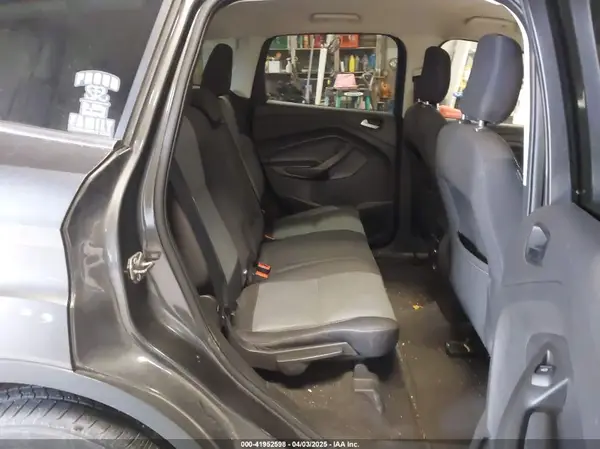 1FMCU0GD6JUD27020 2018 FORD ESCAPE - Image 8
