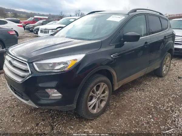 1FMCU0GD6JUD49602 2018 FORD ESCAPE - Image 2