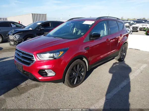 1FMCU0GD6JUD51379 2018 FORD ESCAPE - Image 2