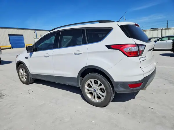 1FMCU0GD6JUD58803 2018 FORD ESCAPE - Image 2