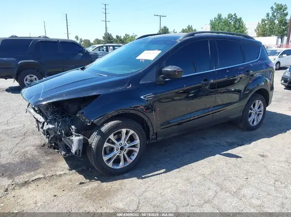 1FMCU0GD6JUD60051 2018 FORD ESCAPE - Image 2