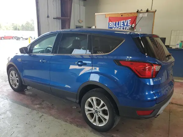 1FMCU0GD6KUA13997 2019 FORD ESCAPE - Image 2