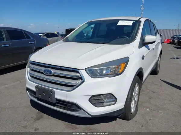 1FMCU0GD6KUA21694 2019 FORD ESCAPE - Image 2