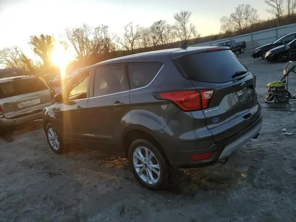 1FMCU0GD6KUA29617 2019 FORD ESCAPE - Image 2