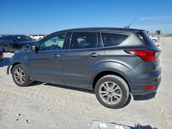 1FMCU0GD6KUA33909 2019 FORD ESCAPE - Image 2