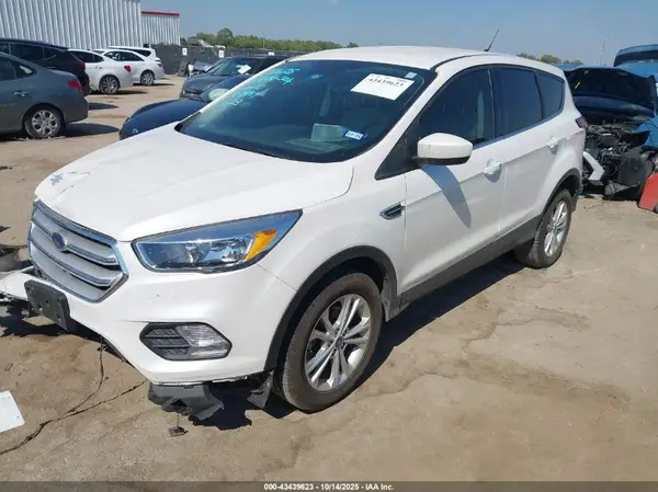 1FMCU0GD6KUA34672 2019 FORD ESCAPE - Image 2