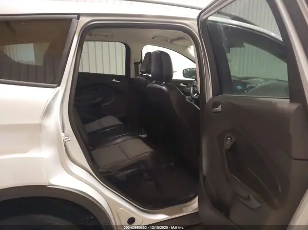 1FMCU0GD6KUA39743 2019 FORD ESCAPE - Image 8