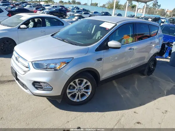 1FMCU0GD6KUA47289 2019 FORD ESCAPE - Image 2