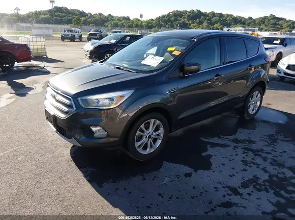 1FMCU0GD6KUB02209 2019 FORD ESCAPE - Image 2