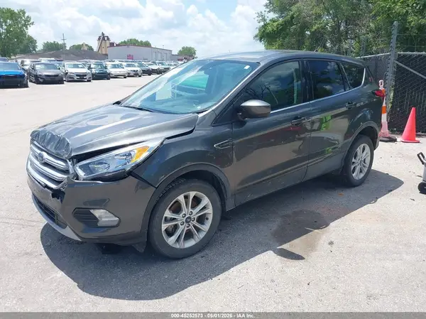 1FMCU0GD6KUB02565 2019 FORD ESCAPE - Image 2