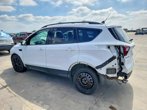1FMCU0GD6KUB26428 2019 FORD ESCAPE - Image 2