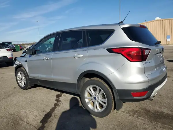 1FMCU0GD6KUB29846 2019 FORD ESCAPE - Image 2