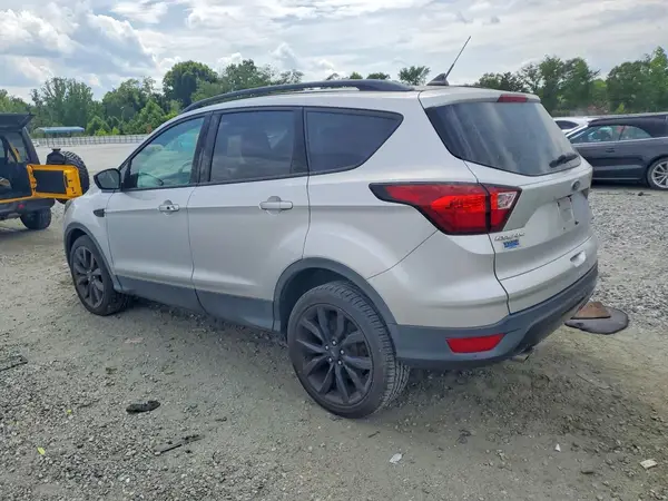 1FMCU0GD6KUB48851 2019 FORD ESCAPE - Image 2