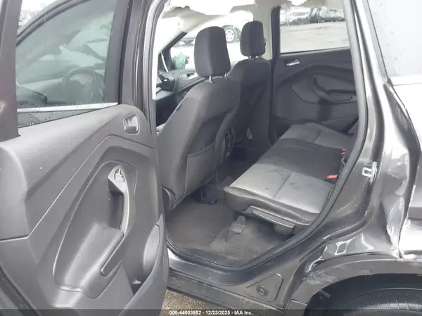 1FMCU0GD6KUB98424 2019 FORD ESCAPE - Image 8