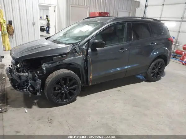 1FMCU0GD6KUC05873 2019 FORD ESCAPE - Image 2