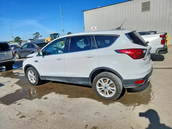 1FMCU0GD6KUC33995 2019 FORD ESCAPE - Image 2