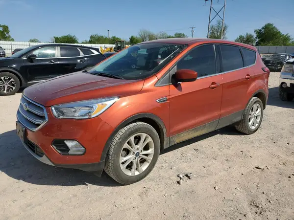 1FMCU0GD6KUC34323 2019 FORD ESCAPE - Image 1