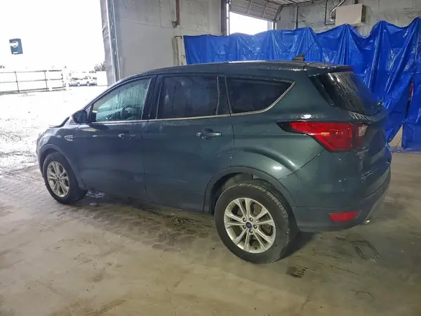1FMCU0GD6KUC51266 2019 FORD ESCAPE - Image 2