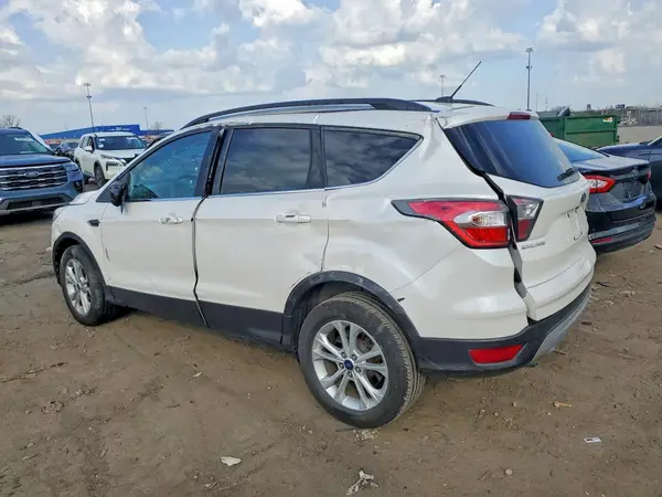 1FMCU0GD7HUA38240 2017 FORD ESCAPE - Image 2