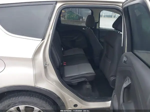1FMCU0GD7HUA40750 2017 FORD ESCAPE - Image 8
