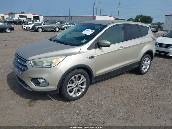 1FMCU0GD7HUA53062 2017 FORD ESCAPE - Image 2
