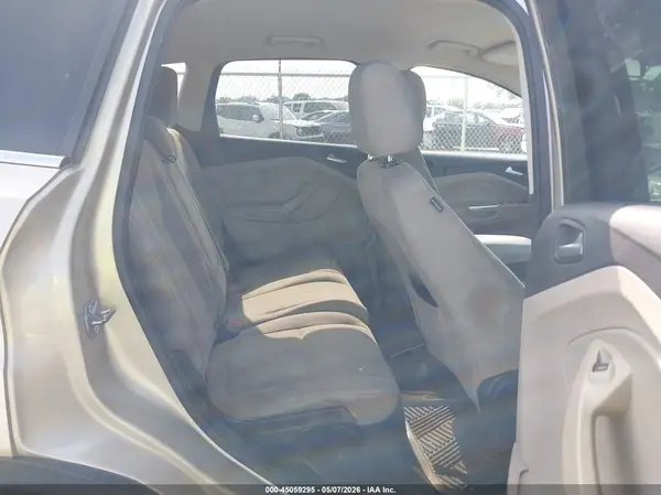 1FMCU0GD7HUA53062 2017 FORD ESCAPE - Image 8