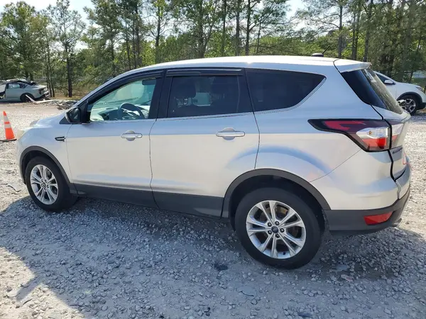 1FMCU0GD7HUA68757 2017 FORD ESCAPE - Image 2