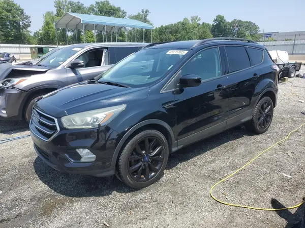 1FMCU0GD7HUA75501 2017 FORD ESCAPE - Image 1