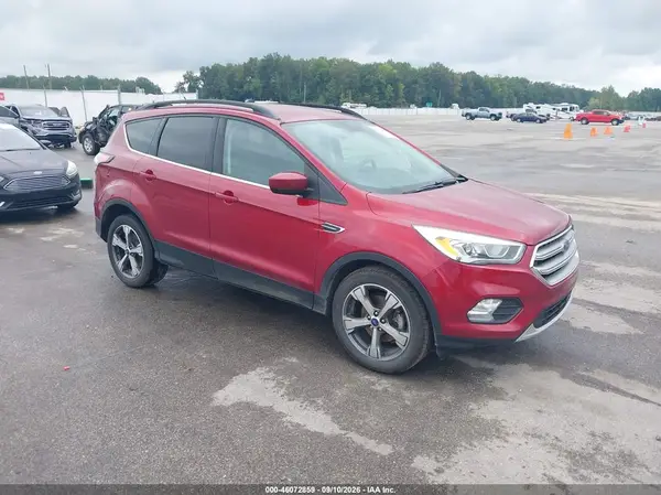 1FMCU0GD7HUB00672 2017 FORD ESCAPE - Image 1