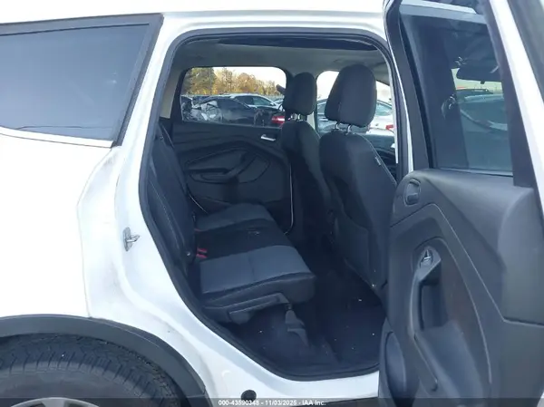 1FMCU0GD7HUB05256 2017 FORD ESCAPE - Image 8