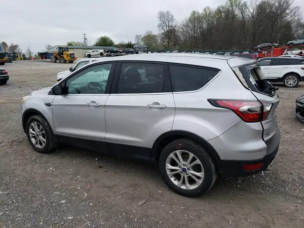1FMCU0GD7HUB19528 2017 FORD ESCAPE - Image 2