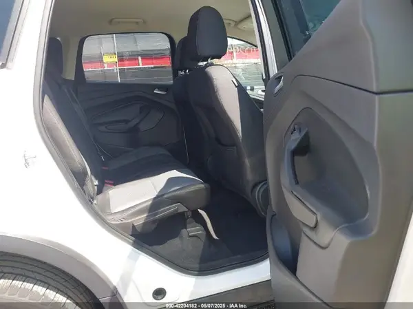 1FMCU0GD7HUB41187 2017 FORD ESCAPE - Image 8